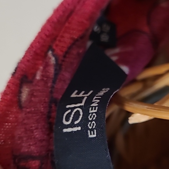 Isle Essentials tunic top - Picture 3 of 5